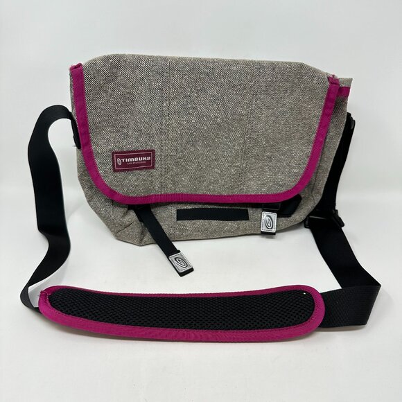 Timbuk2 Handbags - Timbuk2 Hand Made in San Francisco Sling Crossbody Massenger